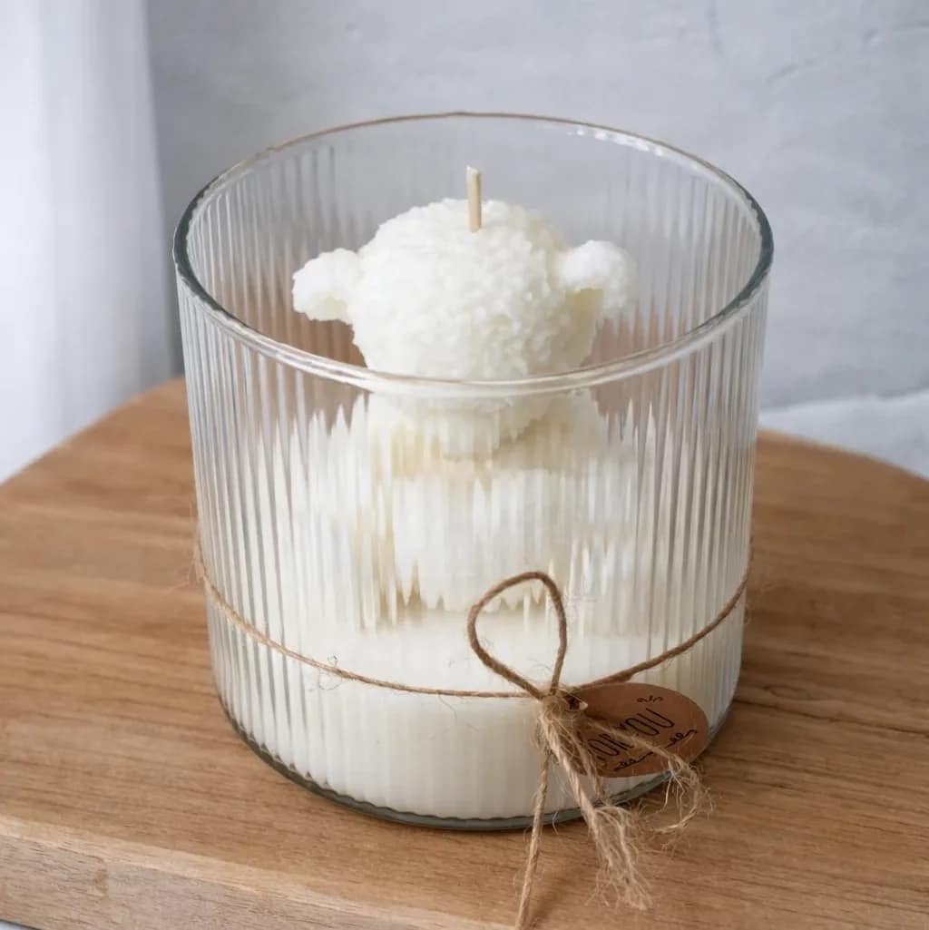 Świeca sojowa w szkle ryflowanym Miś